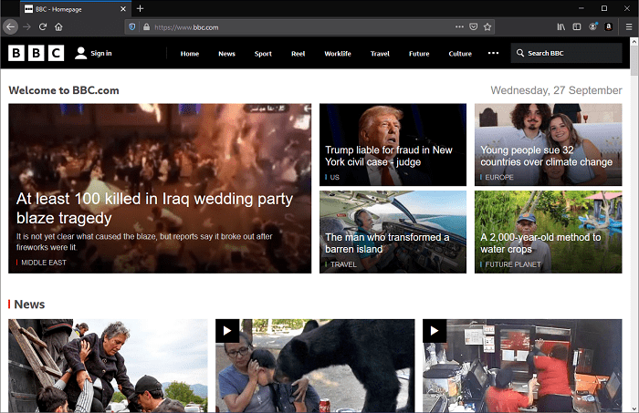 Titelseite von bbc.co.uk, zeigt viele Nachrichtenartikel und eine Navigation Menü Funktionalität